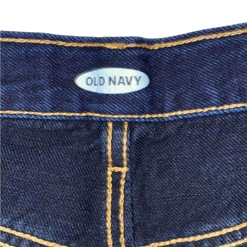 Old Navy Mid-Rise Frayed-Hem Jean Shorts